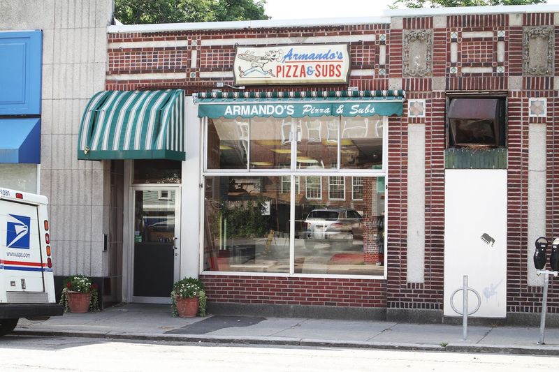 Cambridge's Cash-Only Classic