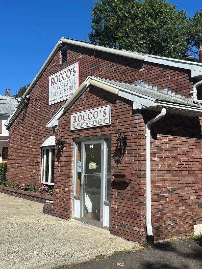 Rocco's Village Bakery (Meriden)