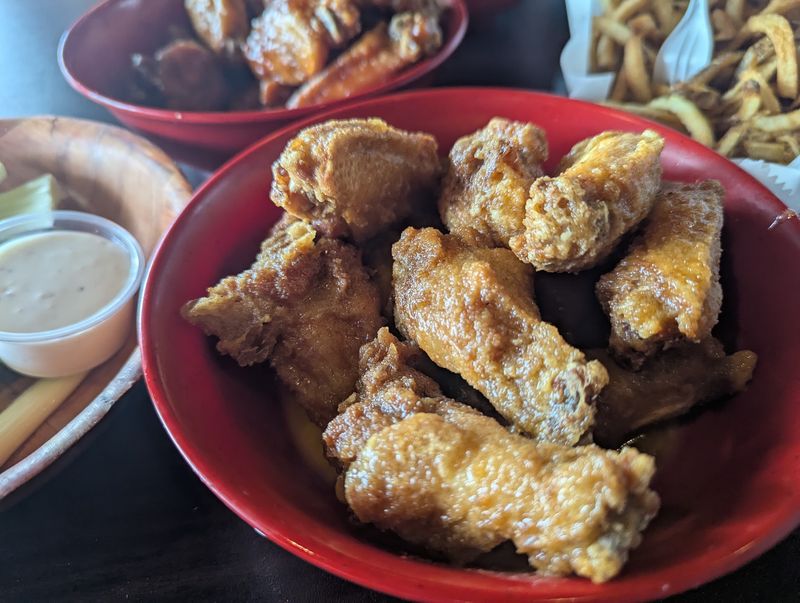 Roadhouse Wings & Grille