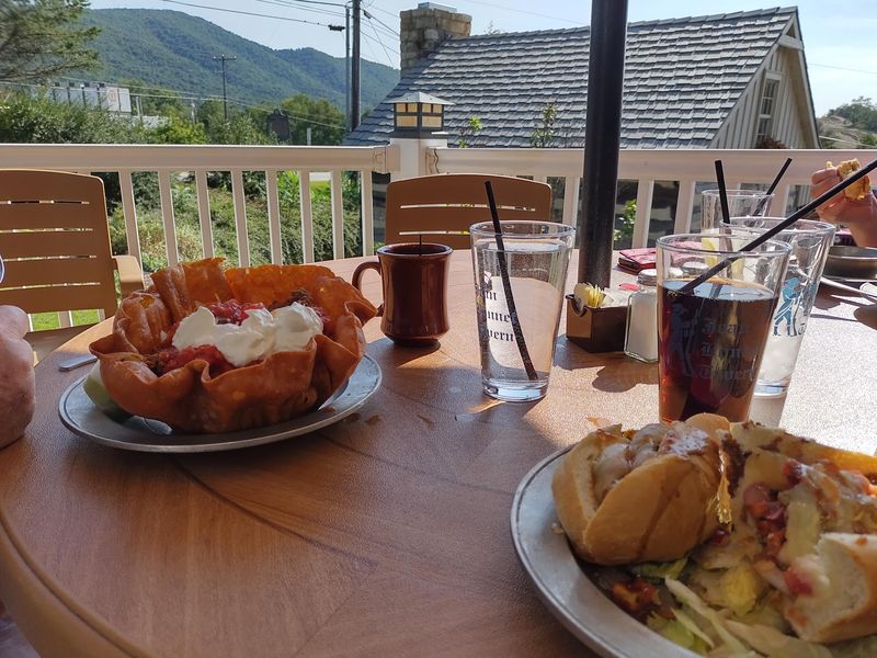 Take Your Meal Outside When the Weather Cooperates
