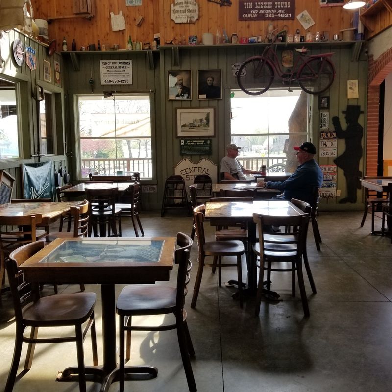 A Deli Stop That Makes Lunch Feel Easy