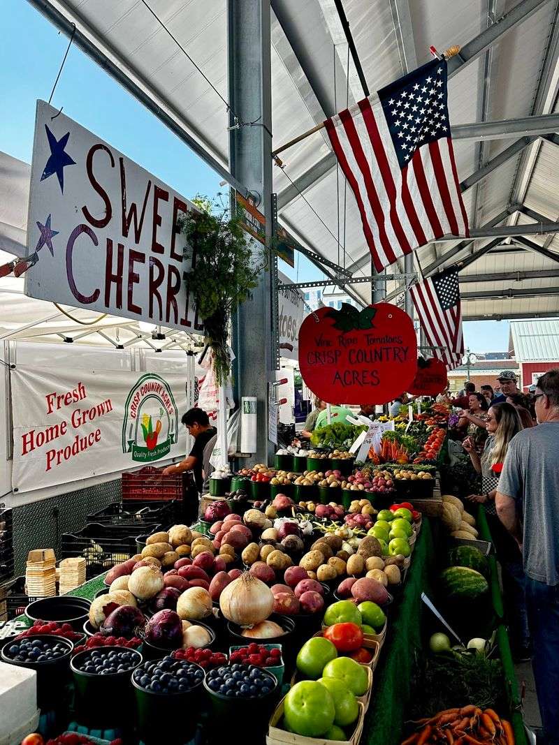 Muskegon Farmers Market - Muskegon