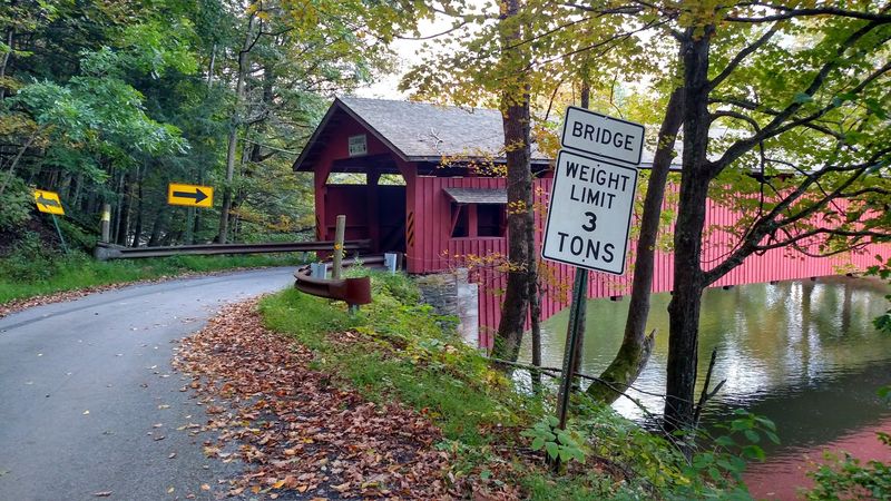 A Quiet Detour With Room to Breathe