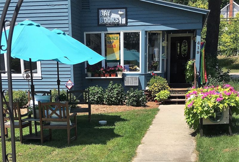 Bay Books (Suttons Bay)