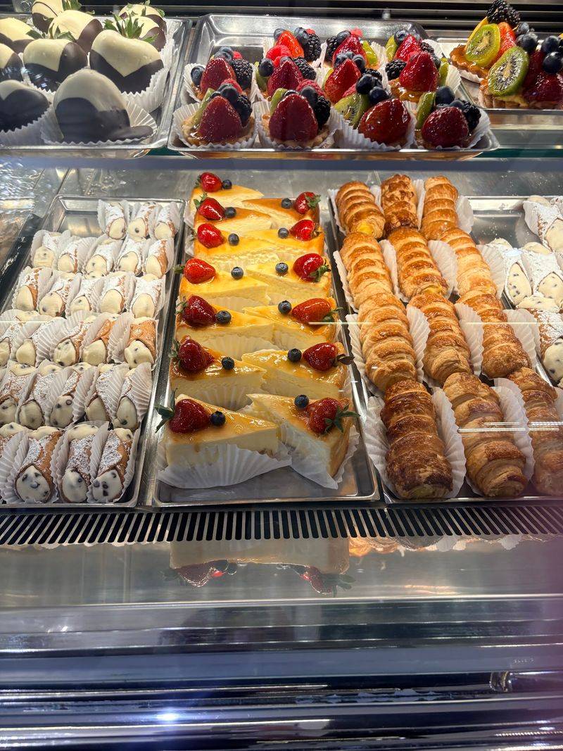 PAN'E DOLCI Italian Bakery - Lauderdale-By-The-Sea