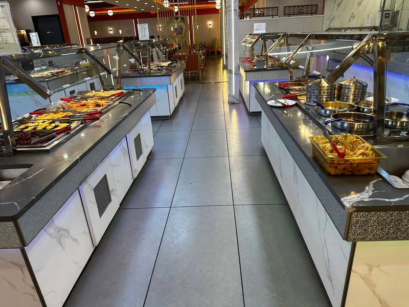 Golden Apple Buffet - Cedar Rapids