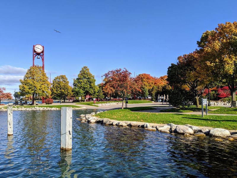 Four Season Corner Views