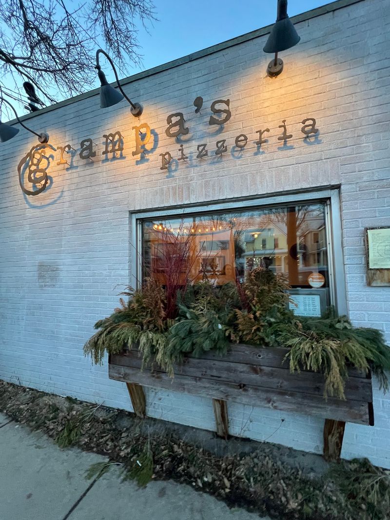 Grampa's Pizzeria - Madison