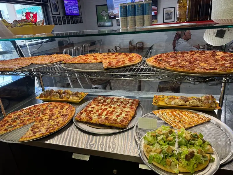 Costello's Neighborhood Pizza - Longboat Key