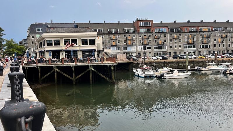 Joe's Waterfront