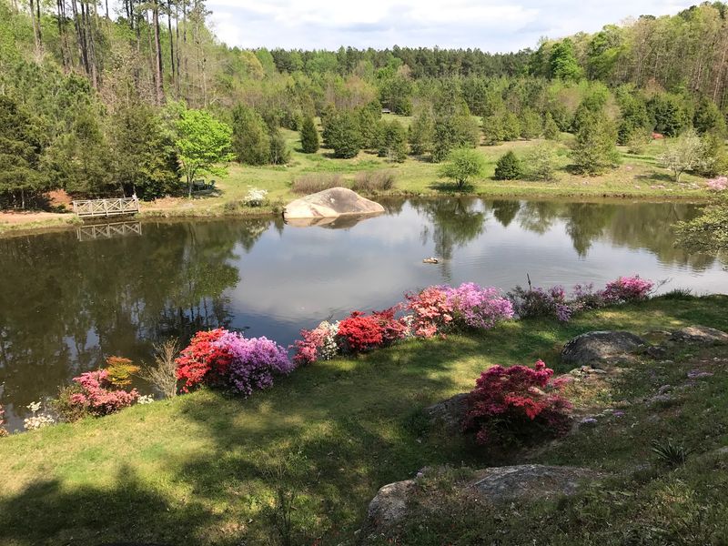 De Hart Botanical Gardens - Louisburg