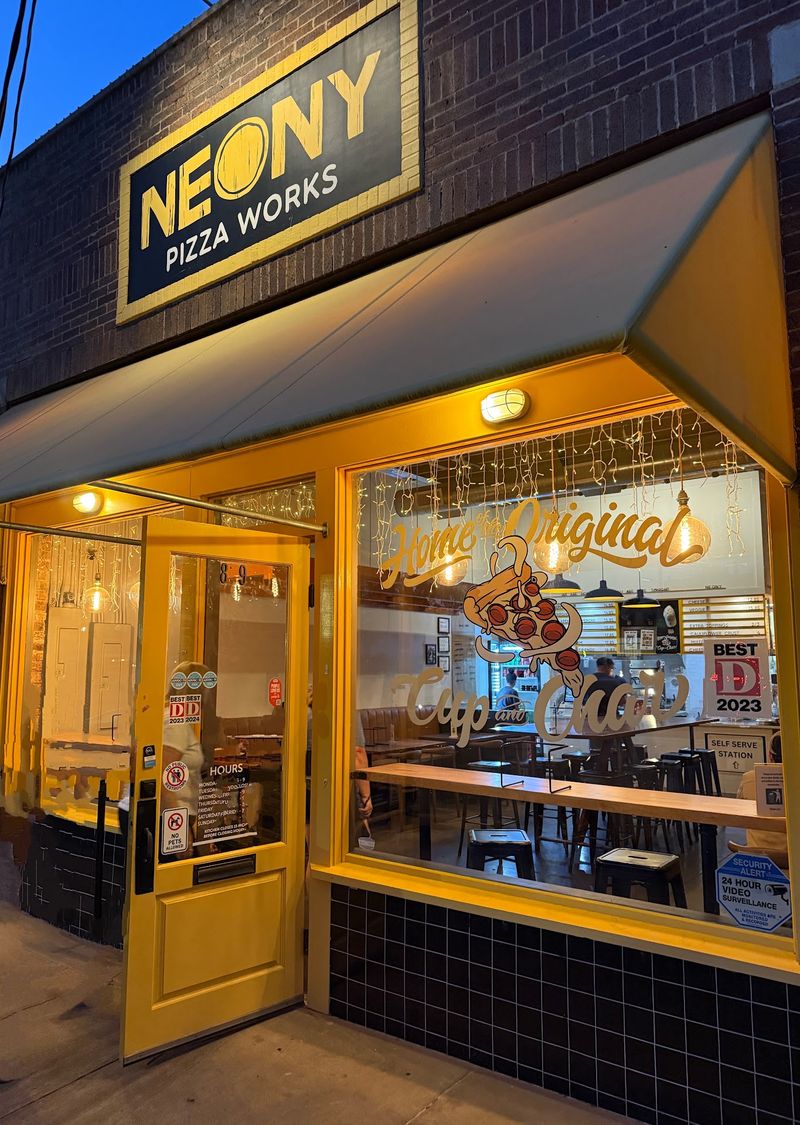 NEONY Pizza Works - Dallas