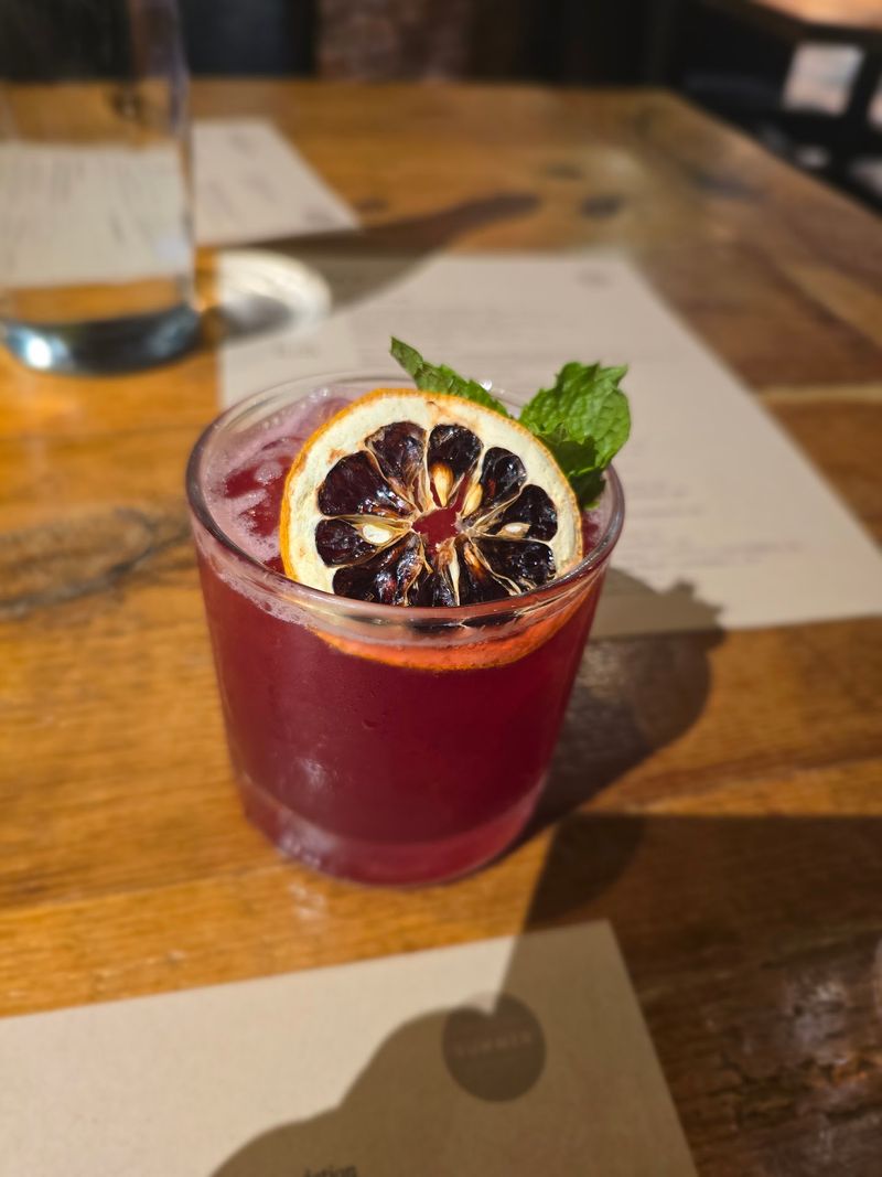Cocktails That Set The Opening Scene