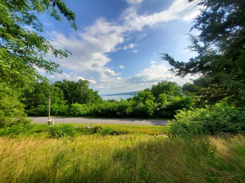 Short Trails, Quiet Corners, And Hilltop Breathing Room