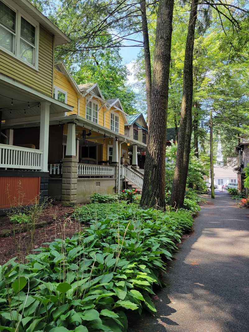 Mount Gretna: A Relaxing Late-Summer Lake Getaway