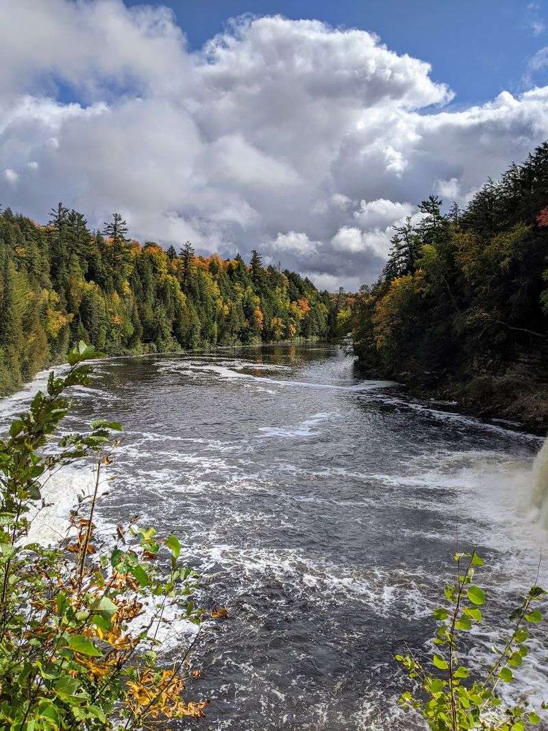 Tahquamenon Falls State Park, Paradise, Chippewa County,