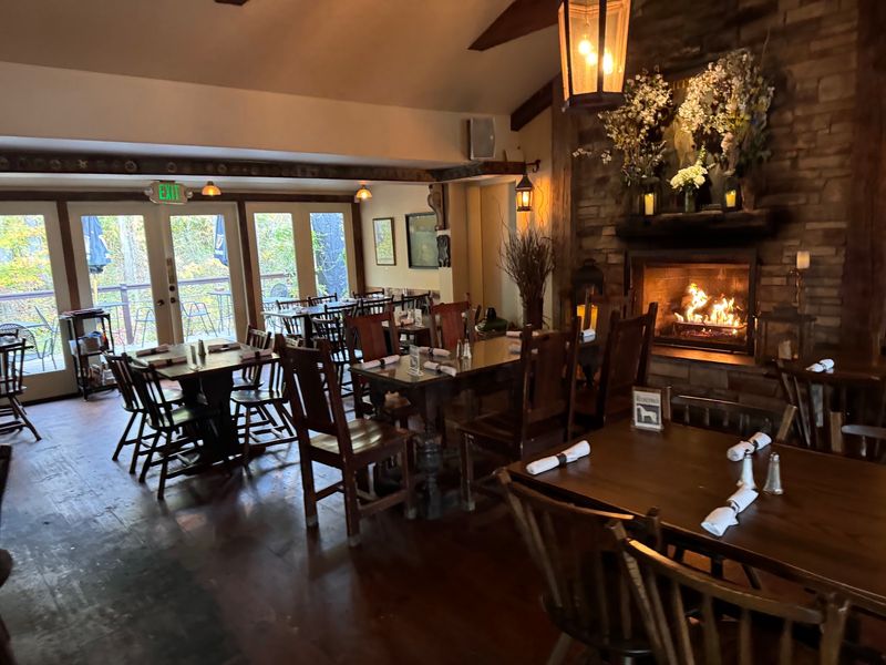 The White Horse (New Preston)