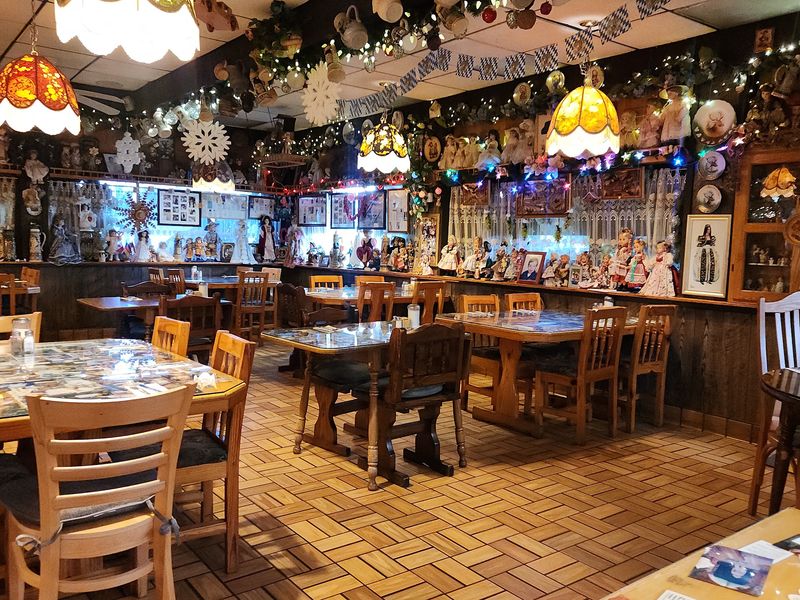 Sebastian's Schnitzelhaus, Newark, New Castle County