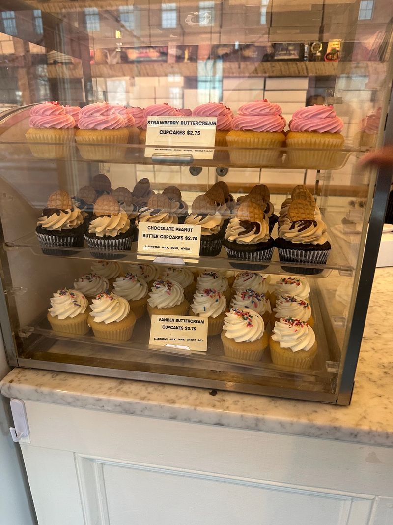 Buttermilk Bake Shop - Petersburg