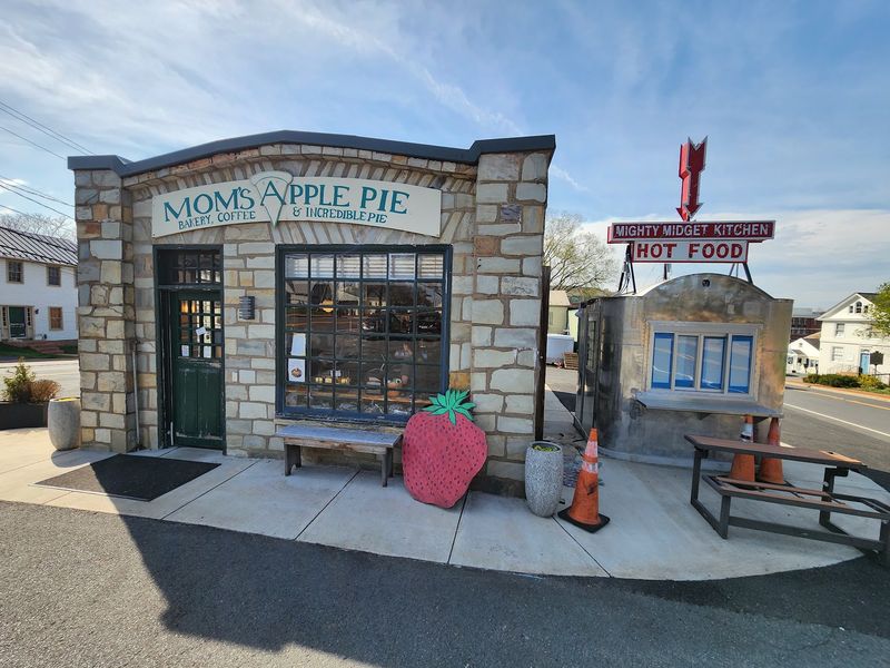 Mom’s Apple Pie - Leesburg