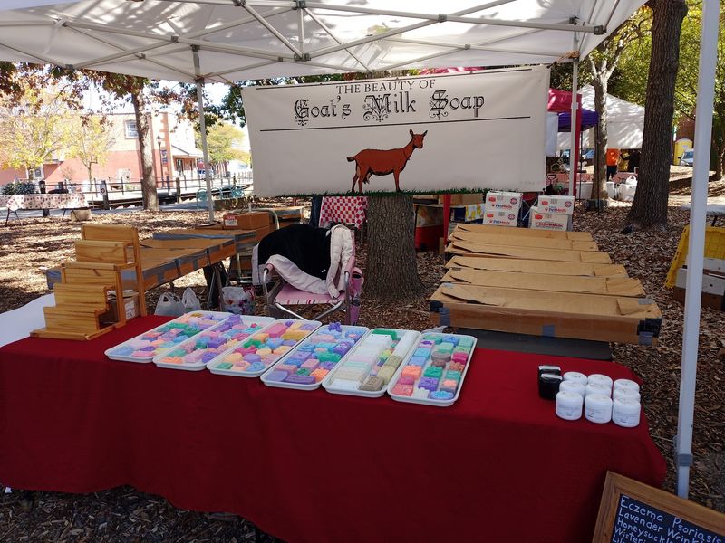 Riverwalk Farmers Market