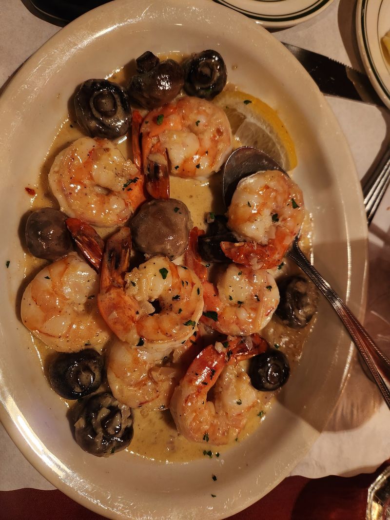 Seafood And Sides With Their Own Fan Base