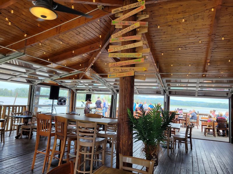 A Tiki Mood Without the Airport Hassle