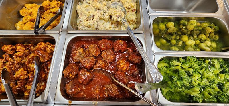 Dutchman's Buffet - Cantril