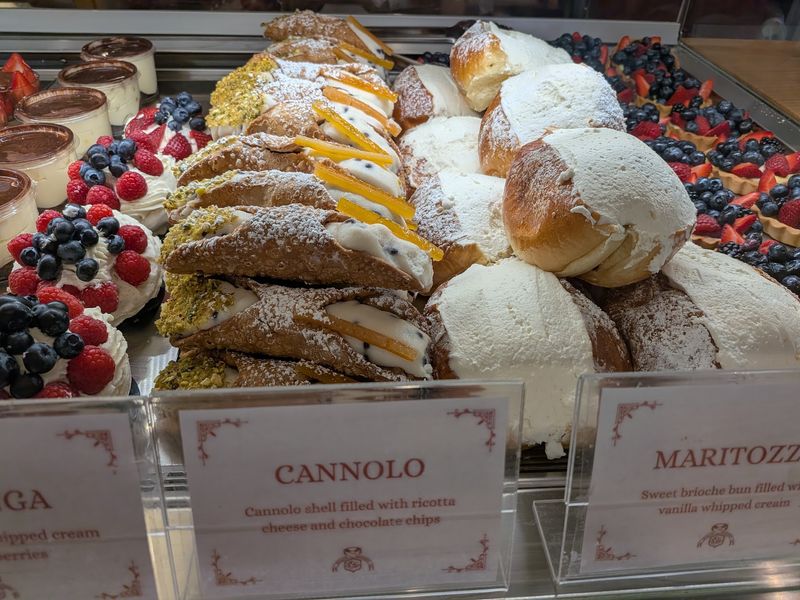 Bonta' Bakery - Naples