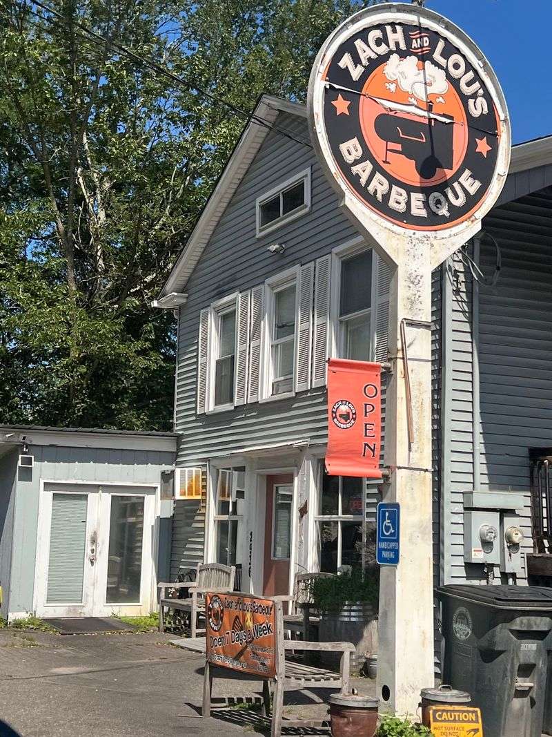 Zach and Lou's Barbeque - Torrington