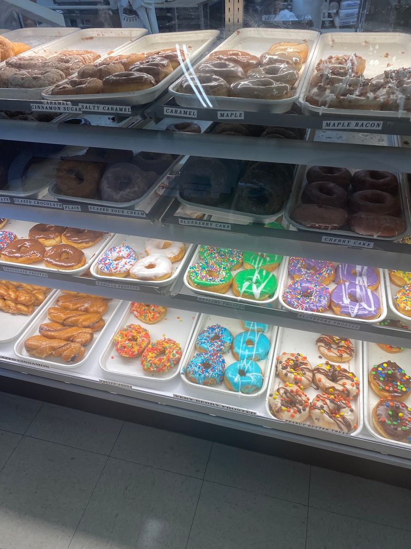 A & R Bakery