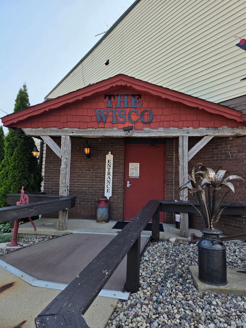 The Wisco An Old Fashioned Supper Club - Lomira