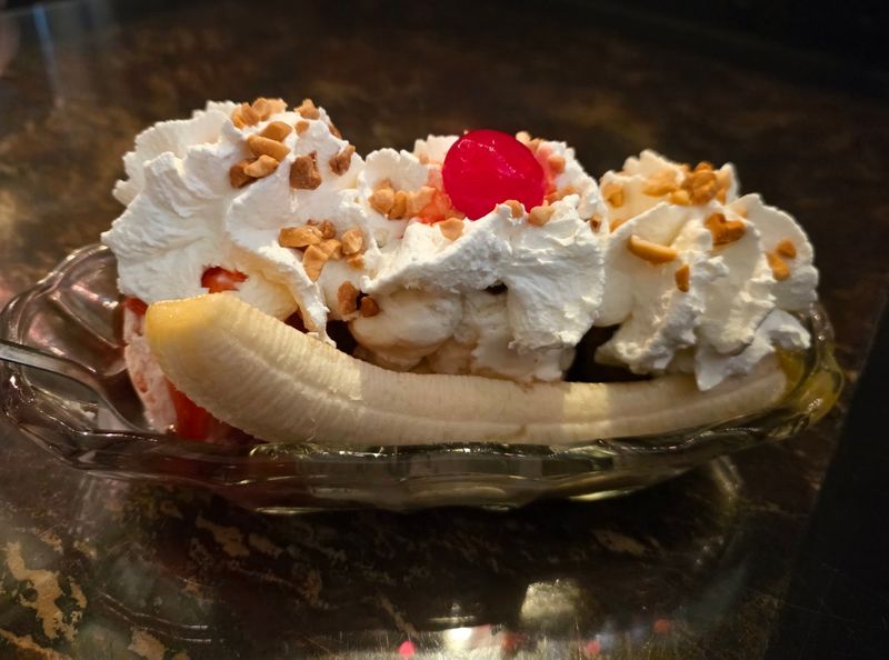 Ballyhoo Ice Cream & Candy - West Pittston