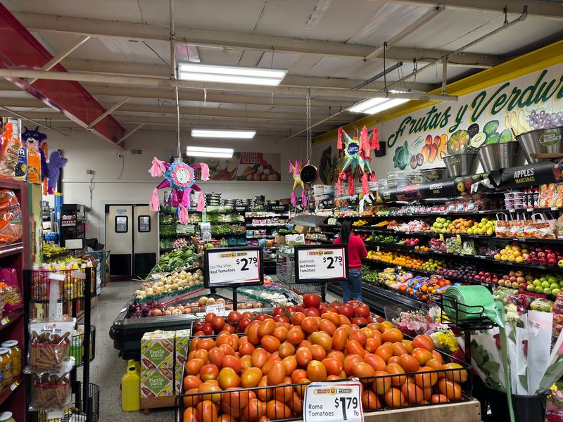 Compare Foods - Forest Park, Clayton County