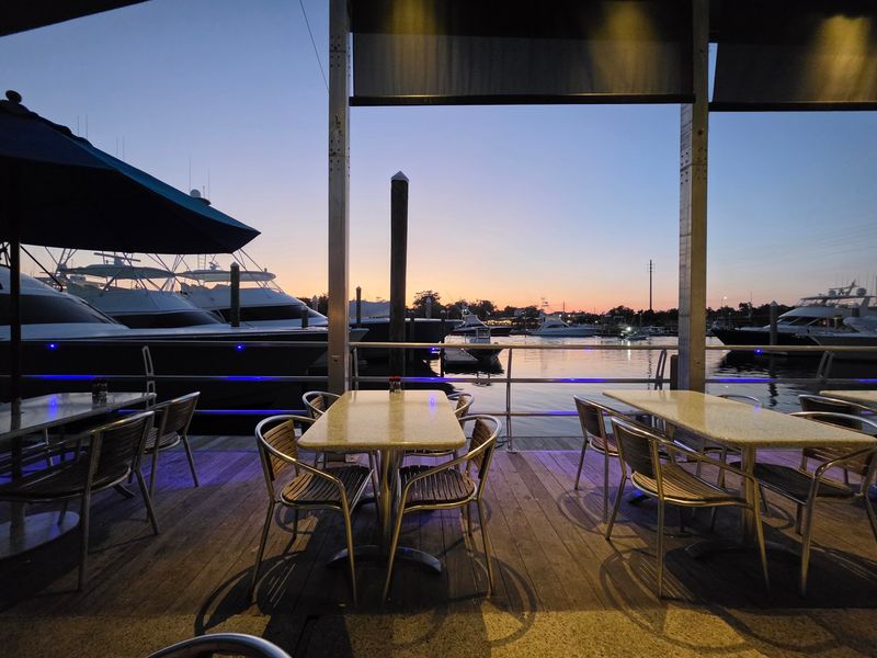 Bluewater Waterfront Grill - Wrightsville Beach