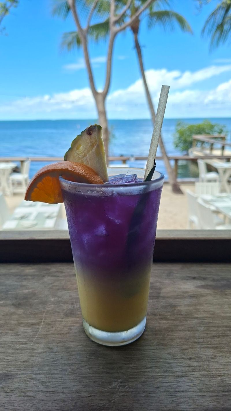Cocktails With Vacation Energy