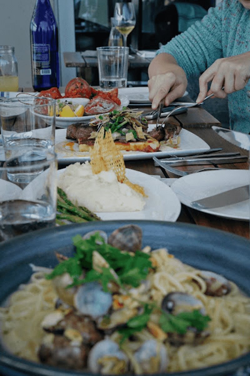 A Relaxed Lunch That Still Feels Special
