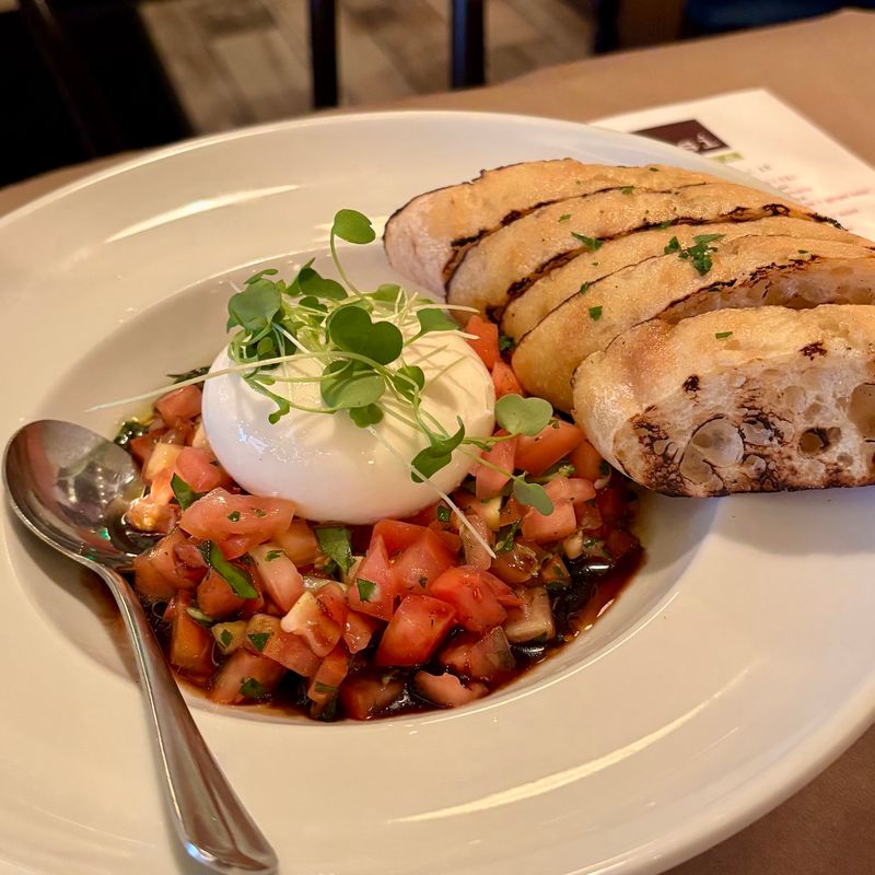 Signature Dishes That Keep Diners Coming Back
