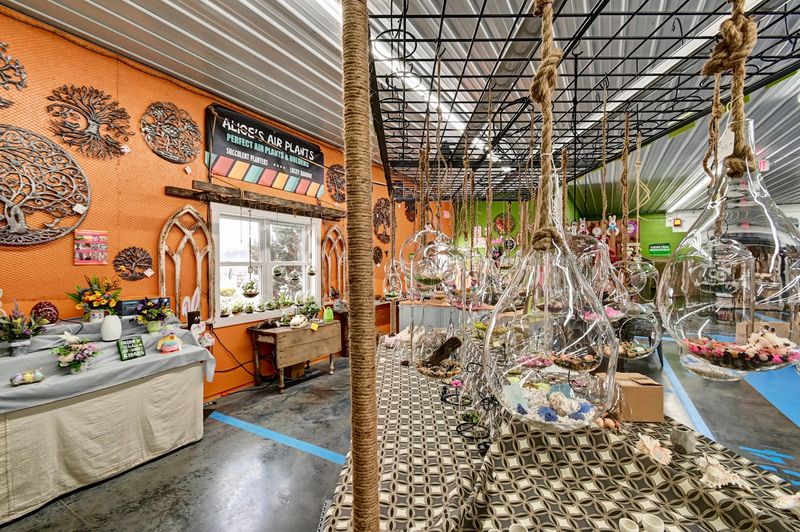 Amish Country flavor at Walnut Creek Marketplace, Sugarcreek
