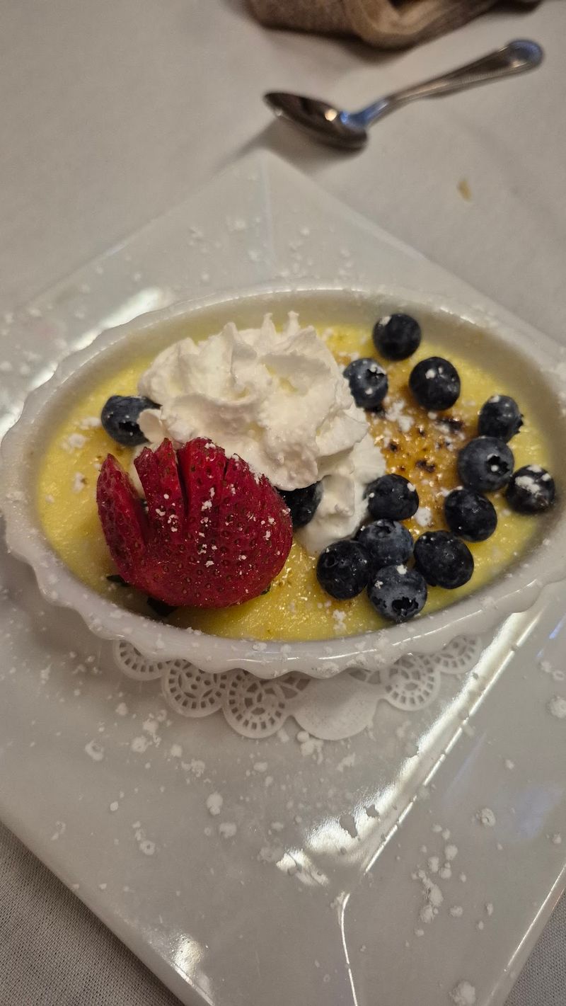 Drinks And Desserts Add The Sparkle