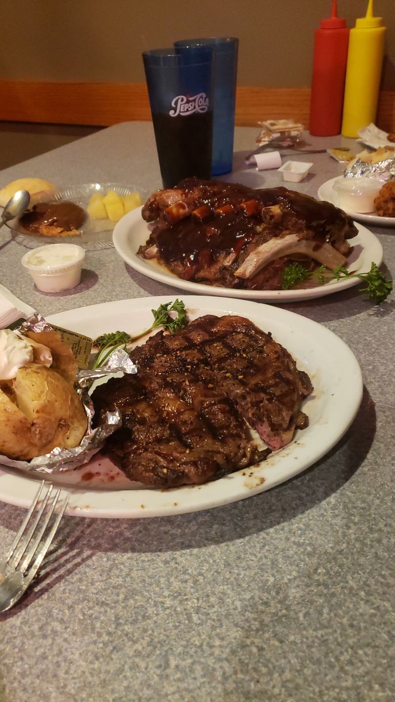 A Smart Stop For Road Trips And Group Meals