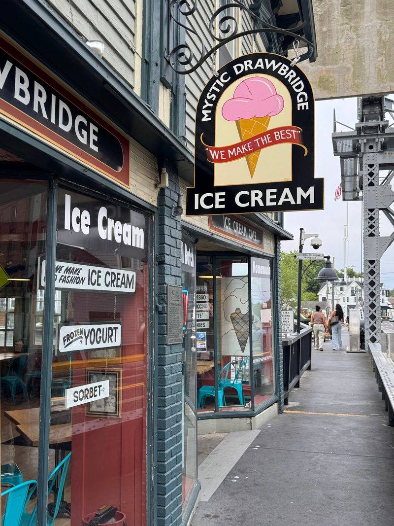 Mystic Drawbridge Ice Cream, Mystic, New London County
