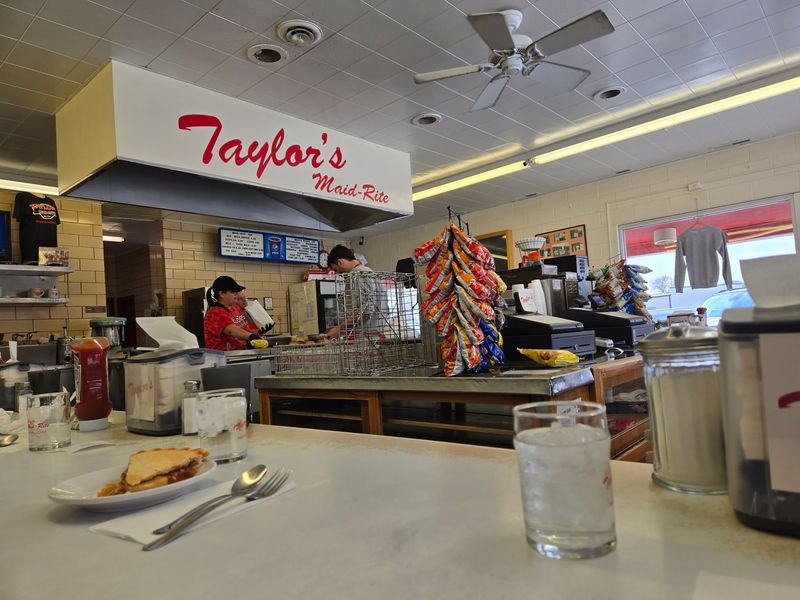 Friendly service keeps the old spirit alive