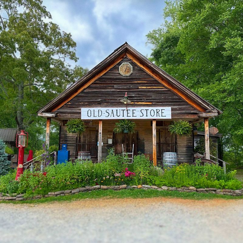 A Storefront Built for Slow Moments