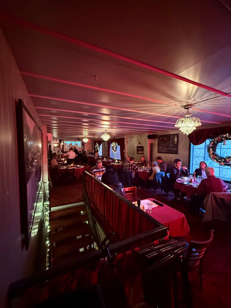 A Step Back Into Milwaukee Supper Club History