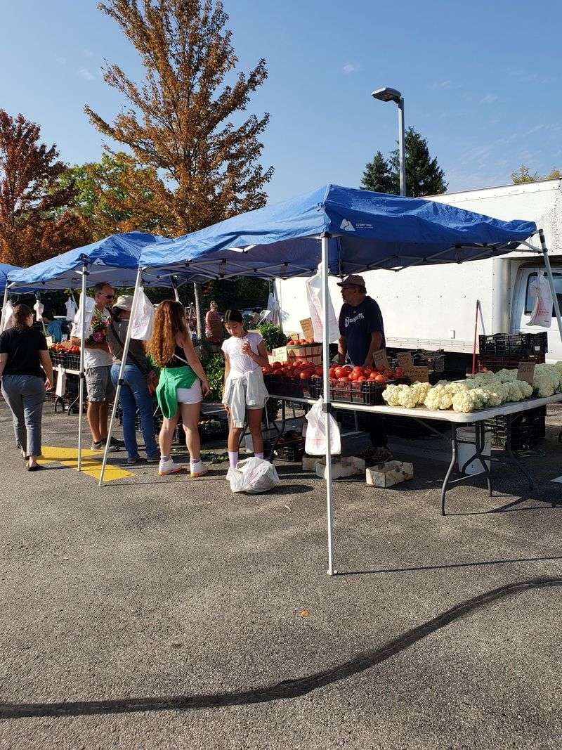 Brookfield Farmers' Market