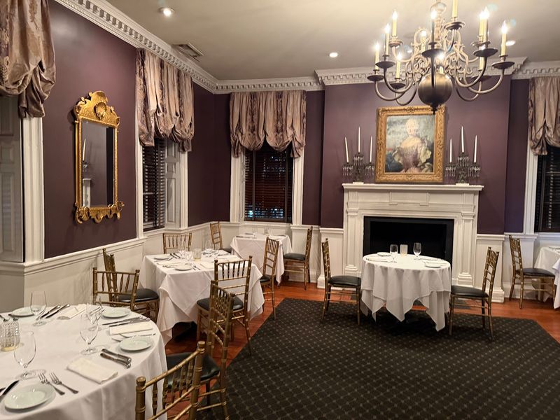 The Olde Pink House - Savannah