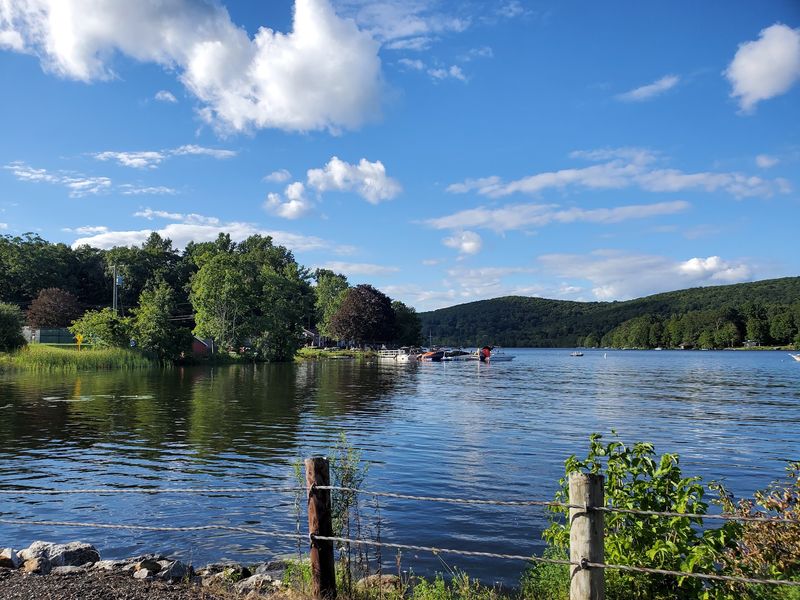 Fish the Place of Good Fishing Lake