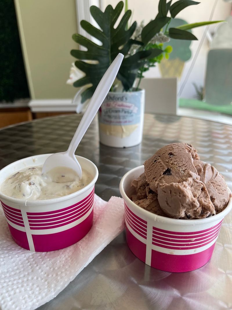 Oxford&rsquo;s Old Fashioned Ice Cream Parlor - Oxford