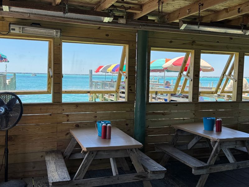 Dewey Destin's Seafood Restaurant - Destin